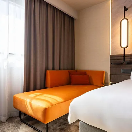 Novotel Centrum Hotel 4*