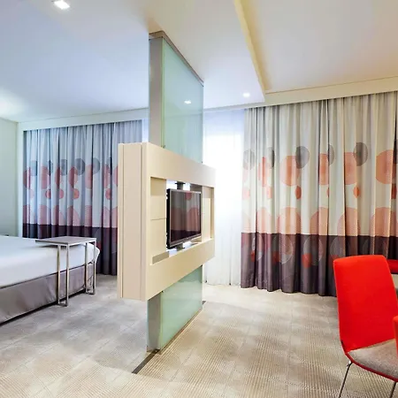 Hotel Novotel Centrum 4*