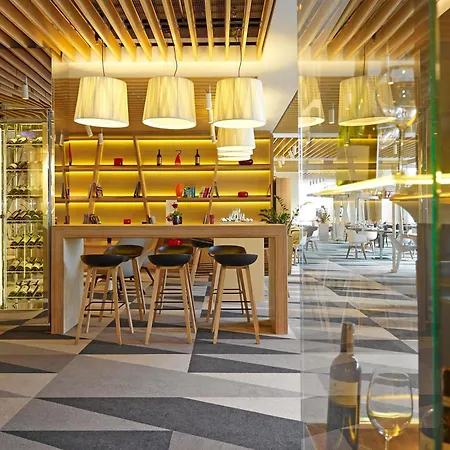 Otel Novotel Centrum Varşova