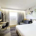 ホテル ノボテル セントリウム 4*
