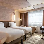 ノボテル セントリウム 4*