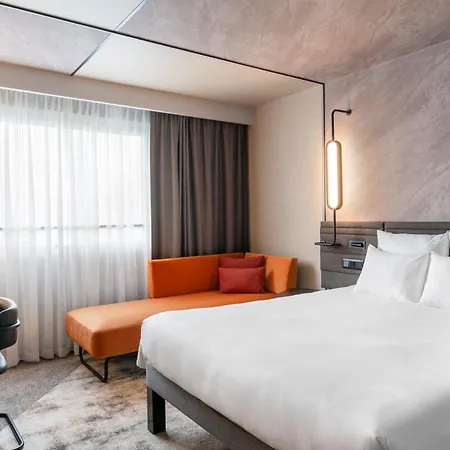 Novotel Centrum Hotel 4*