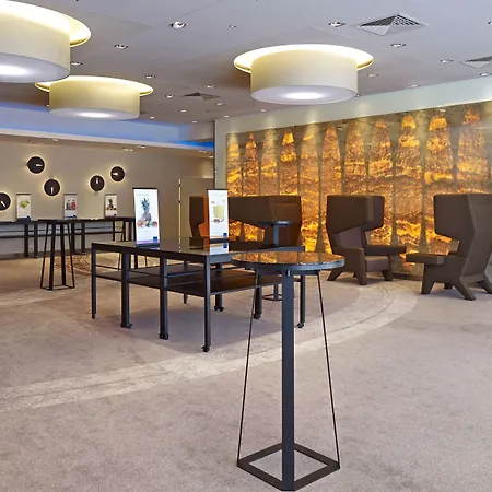 华沙中心诺富特酒店 酒店