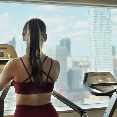 Hotell Novotel Centrum 4*