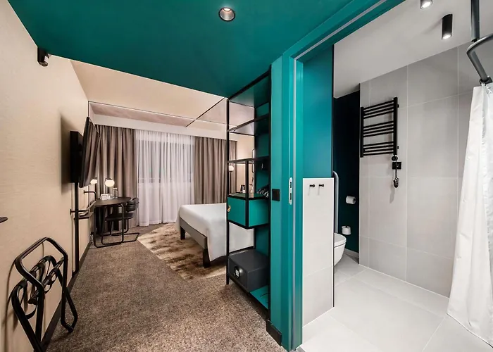 Novotel Centrum Szálloda 4*