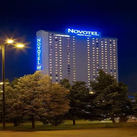 Hotel Novotel Centrum 4*